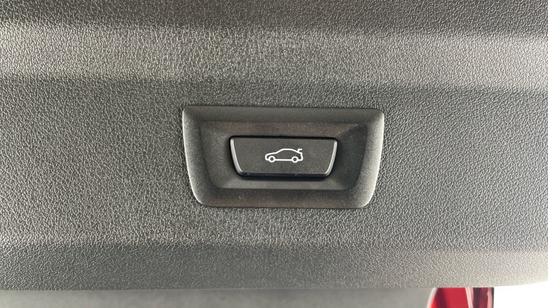 BMW iX2 230kW xDrive30 Shadow Edition 65kWh 5dr Auto Electric Hatchback